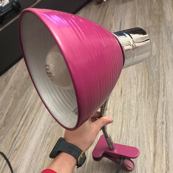 Desk lamp lovingly used, great for an office desk or dorm room. Very versatile - Picture 1 of 10